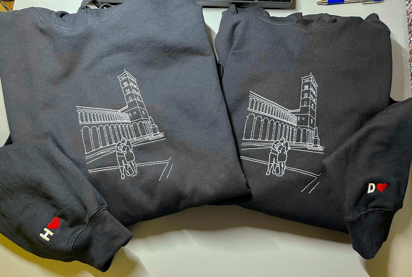 Egyedi Hímzett Pulcsi